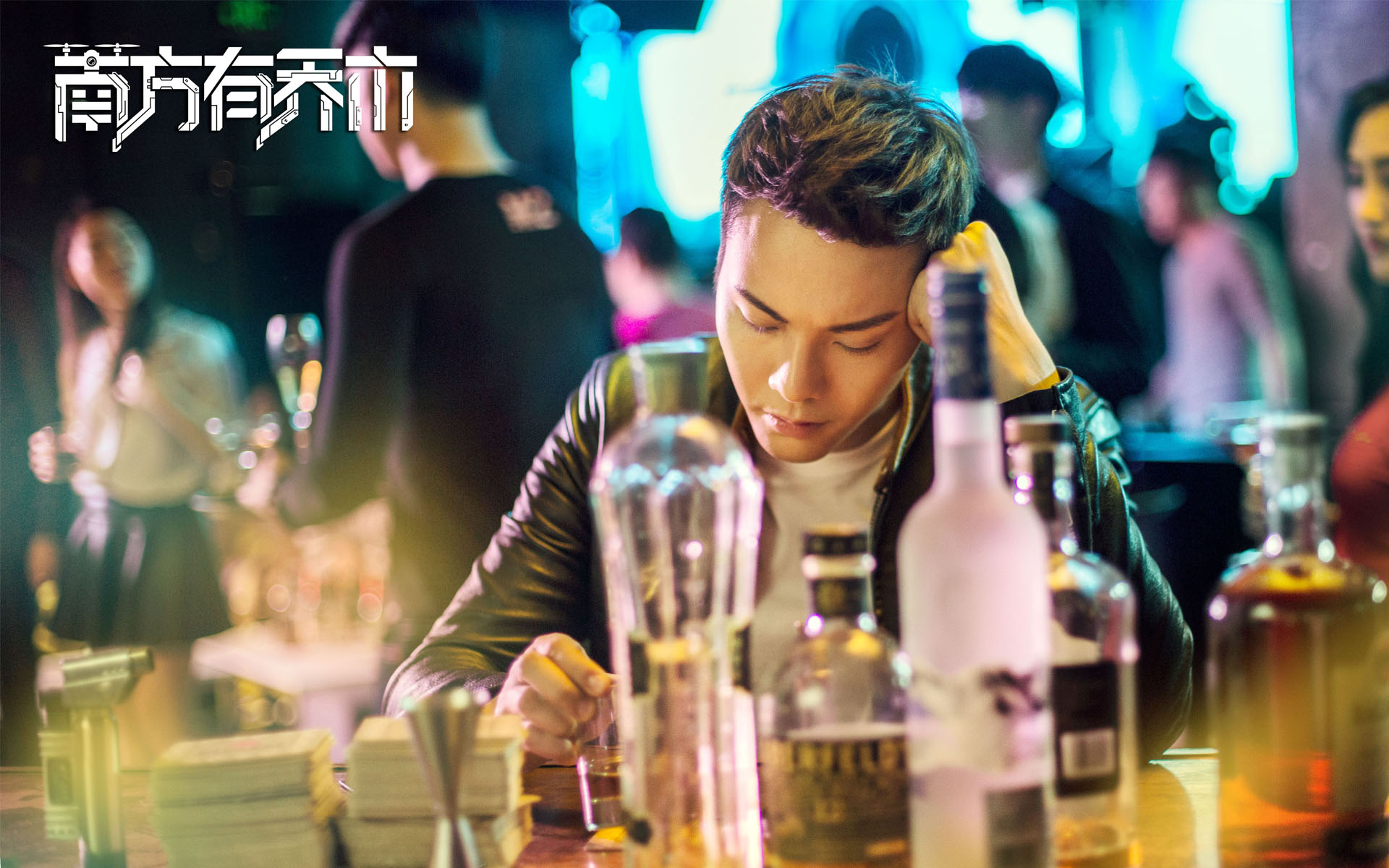 《南方有乔木》陈伟霆剧照图片组图4