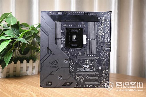 ROG RAMPAGE VI EXTREME OMEGA评测4