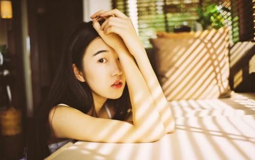 秋葵绿巨人榴莲草莓视频