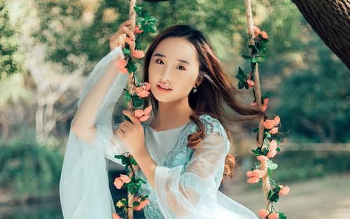 秋葵绿巨人榴莲草莓视频